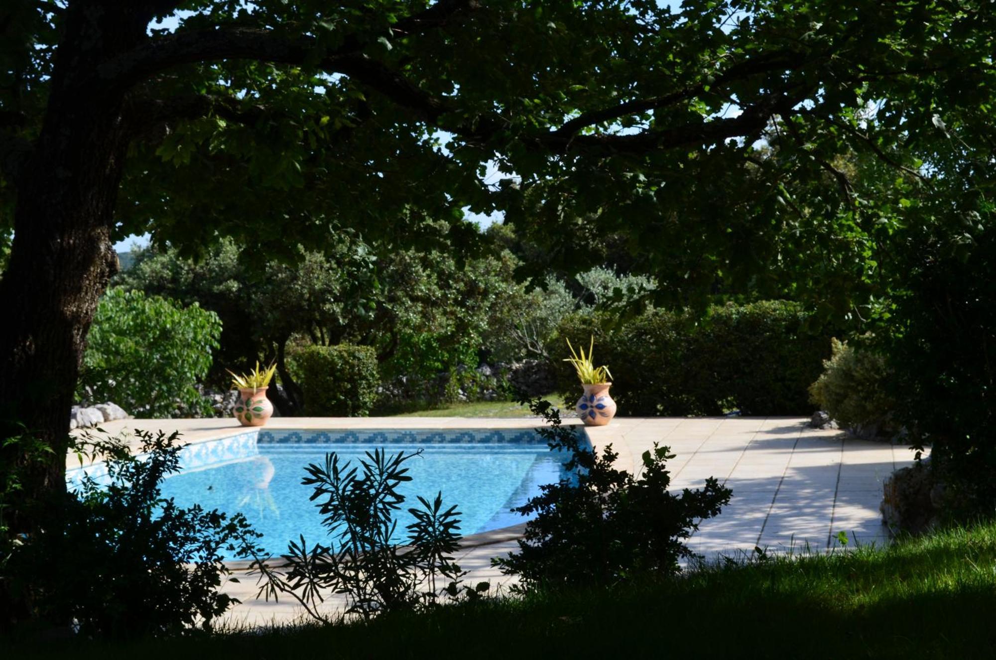 Villa Sous Les Chenes Lussan  Exterior foto